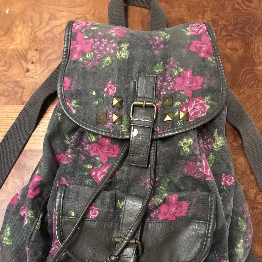 Mossimo backpack - Picture 2 of 8